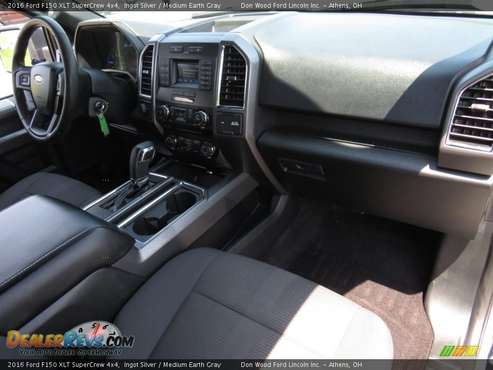 2016 Ford F150 XLT SuperCrew 4x4 Ingot Silver / Medium Earth Gray Photo #25