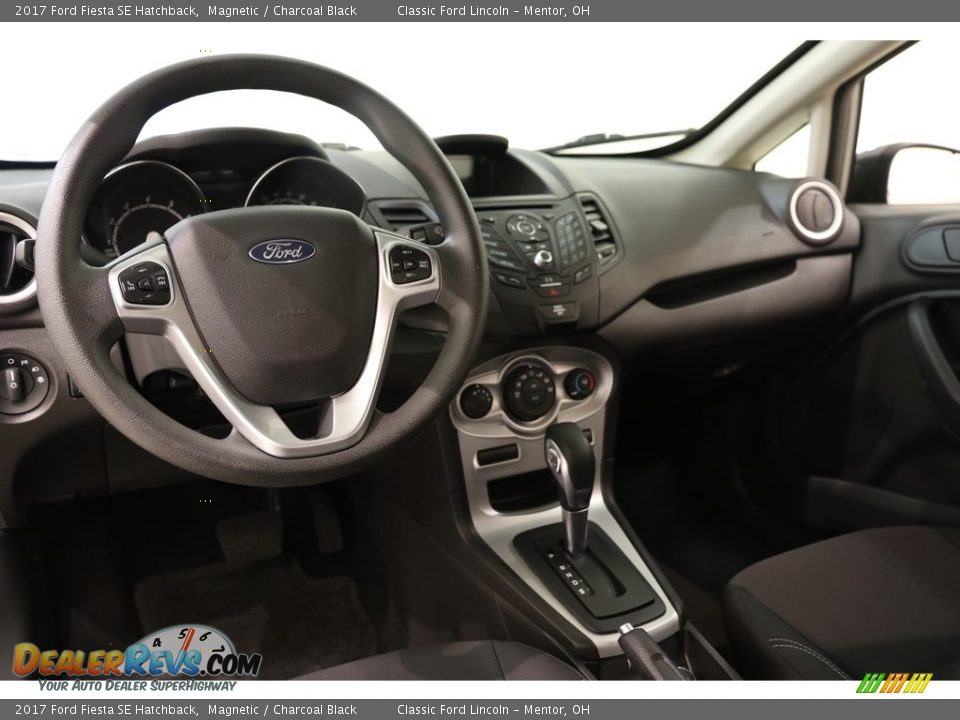 2017 Ford Fiesta SE Hatchback Magnetic / Charcoal Black Photo #6