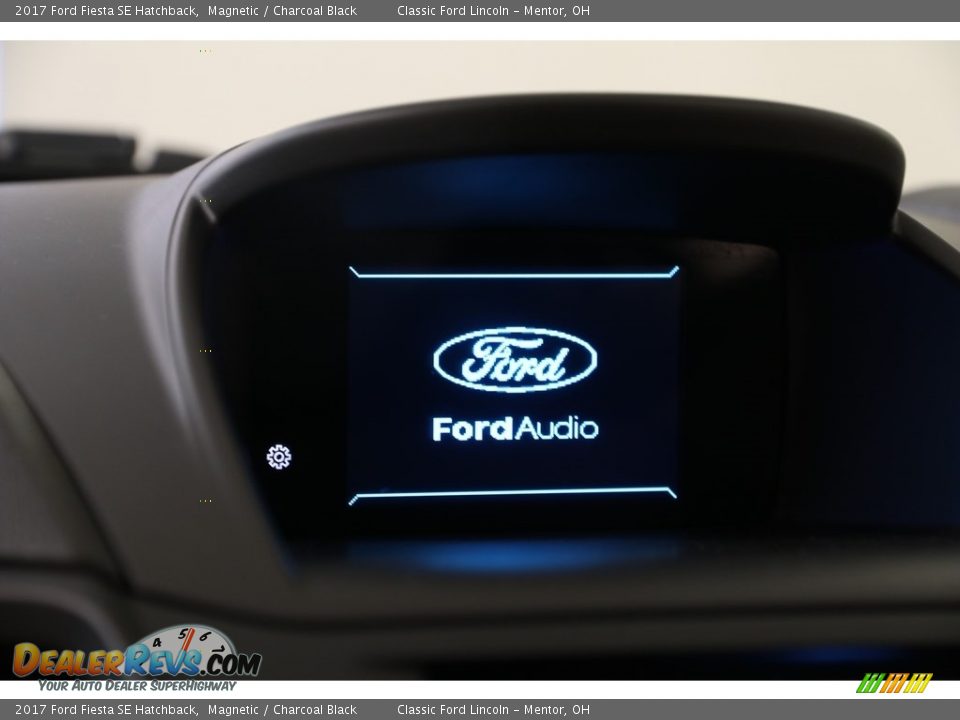 2017 Ford Fiesta SE Hatchback Magnetic / Charcoal Black Photo #9