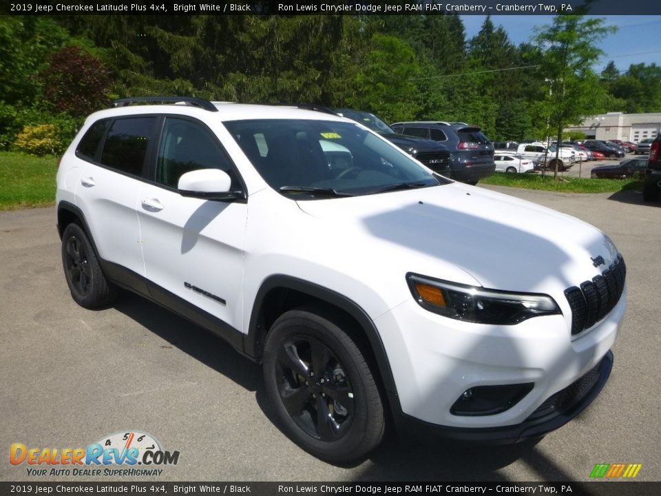 2019 Jeep Cherokee Latitude Plus 4x4 Bright White / Black Photo #7