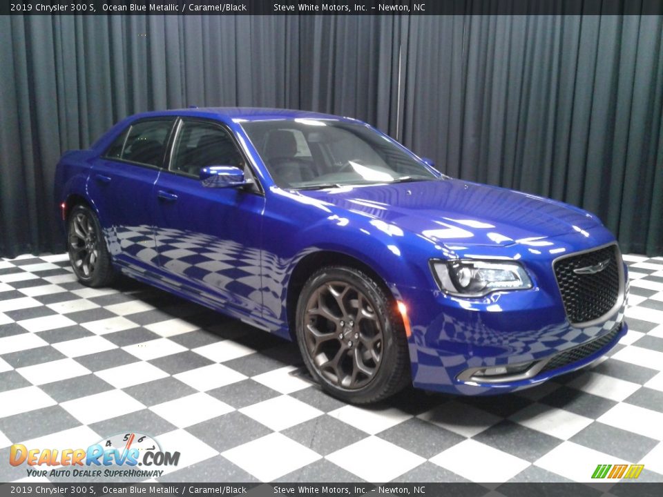 Ocean Blue Metallic 2019 Chrysler 300 S Photo #4