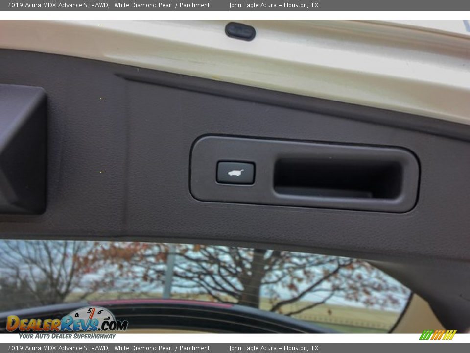 2019 Acura MDX Advance SH-AWD White Diamond Pearl / Parchment Photo #22