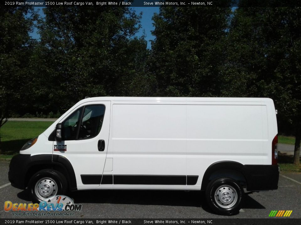 2019 Ram ProMaster 1500 Low Roof Cargo Van Bright White / Black Photo #1