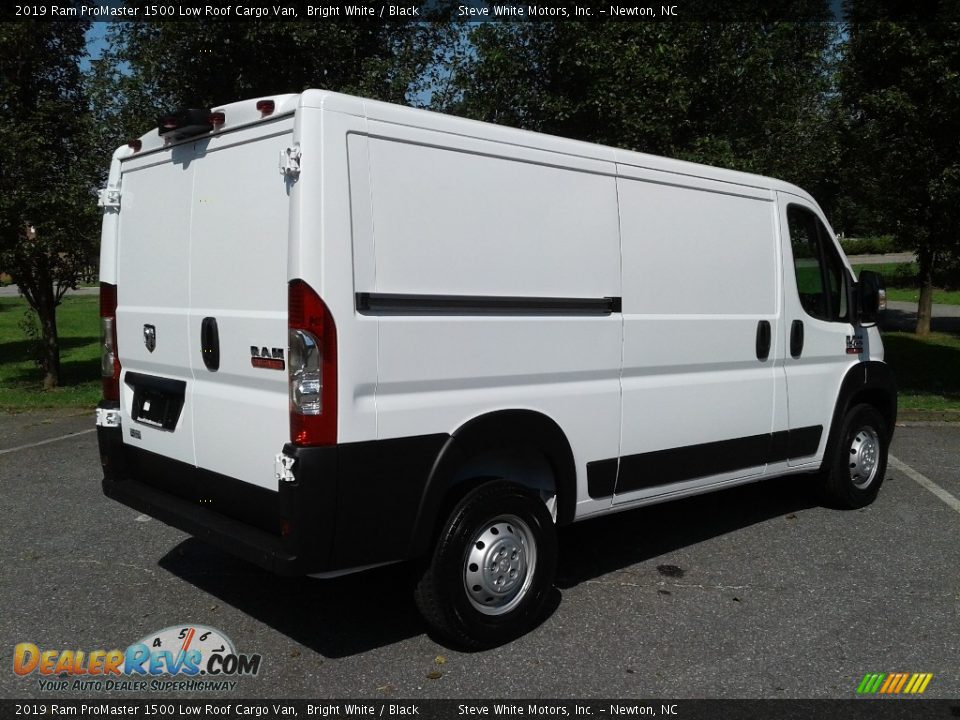 2019 Ram ProMaster 1500 Low Roof Cargo Van Bright White / Black Photo #7