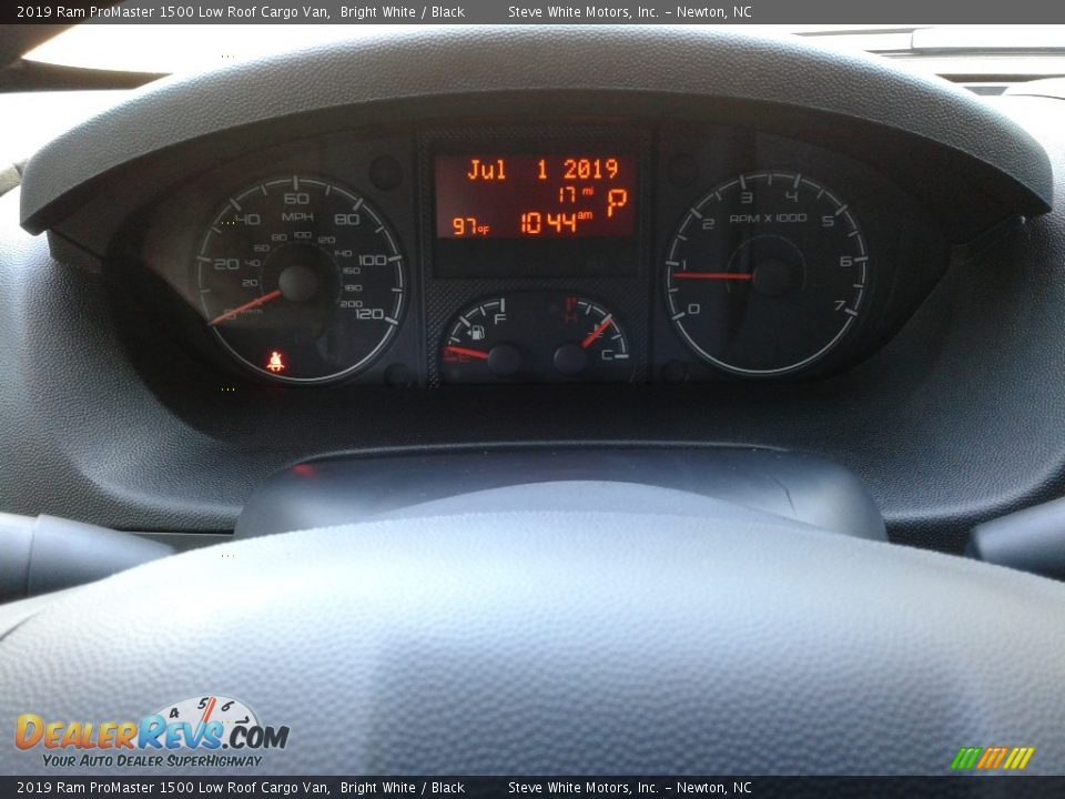 2019 Ram ProMaster 1500 Low Roof Cargo Van Bright White / Black Photo #17