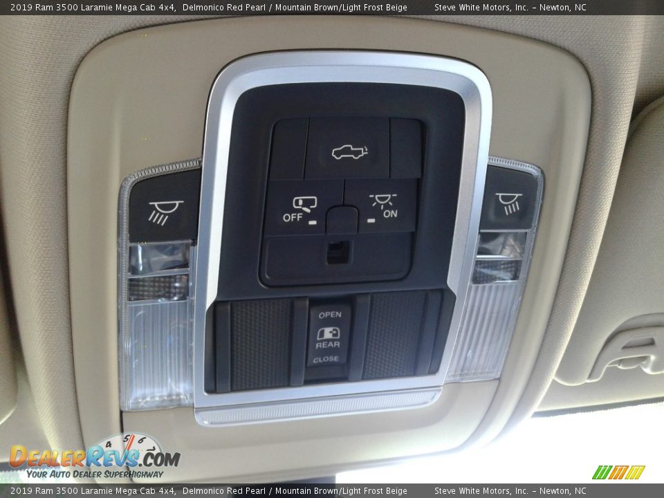 2019 Ram 3500 Laramie Mega Cab 4x4 Delmonico Red Pearl / Mountain Brown/Light Frost Beige Photo #29