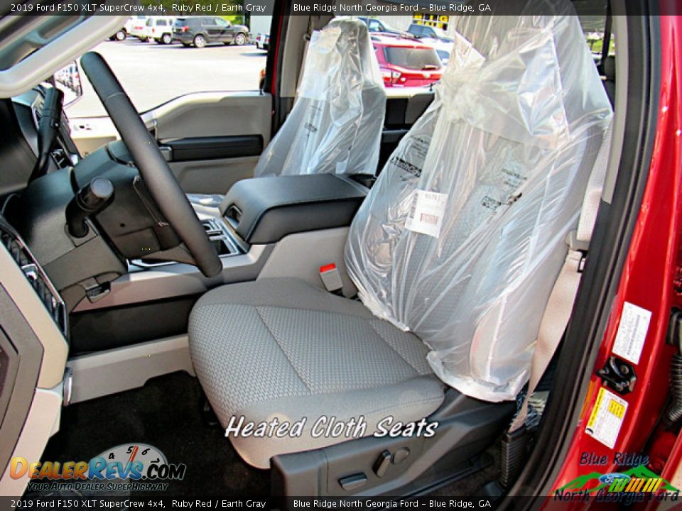2019 Ford F150 XLT SuperCrew 4x4 Ruby Red / Earth Gray Photo #10