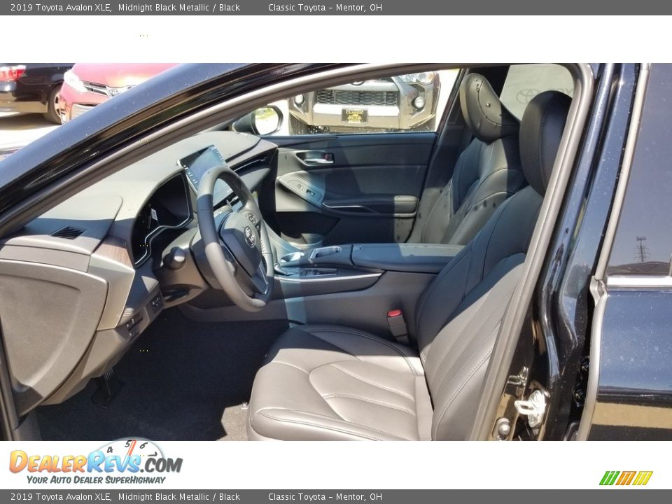 2019 Toyota Avalon XLE Midnight Black Metallic / Black Photo #2