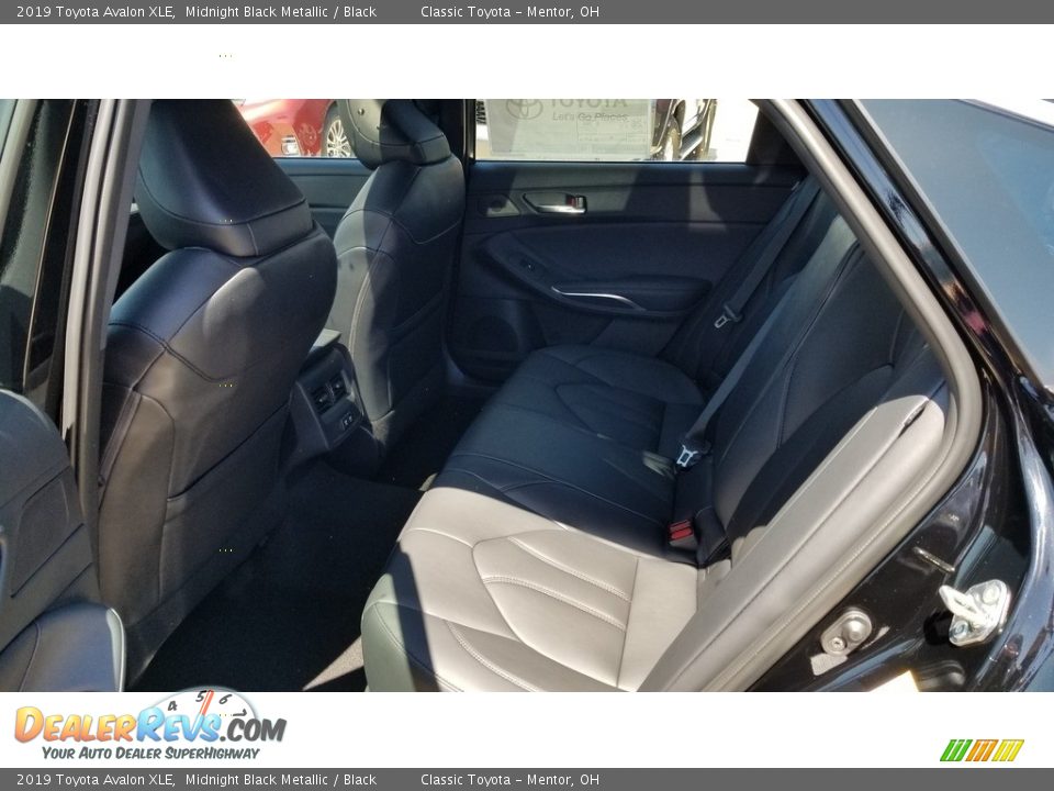 2019 Toyota Avalon XLE Midnight Black Metallic / Black Photo #3