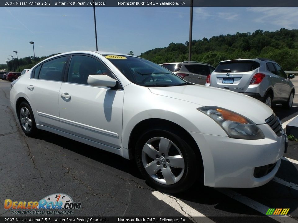 2007 Nissan Altima 2.5 S Winter Frost Pearl / Charcoal Photo #4