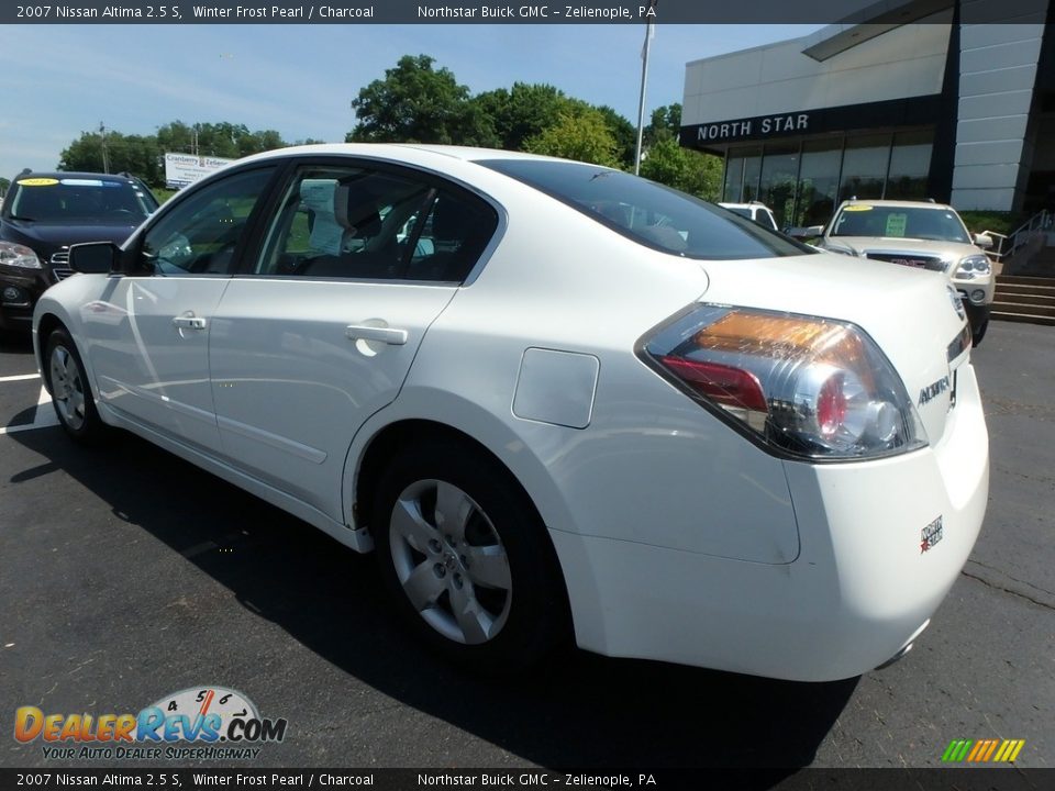 2007 Nissan Altima 2.5 S Winter Frost Pearl / Charcoal Photo #12