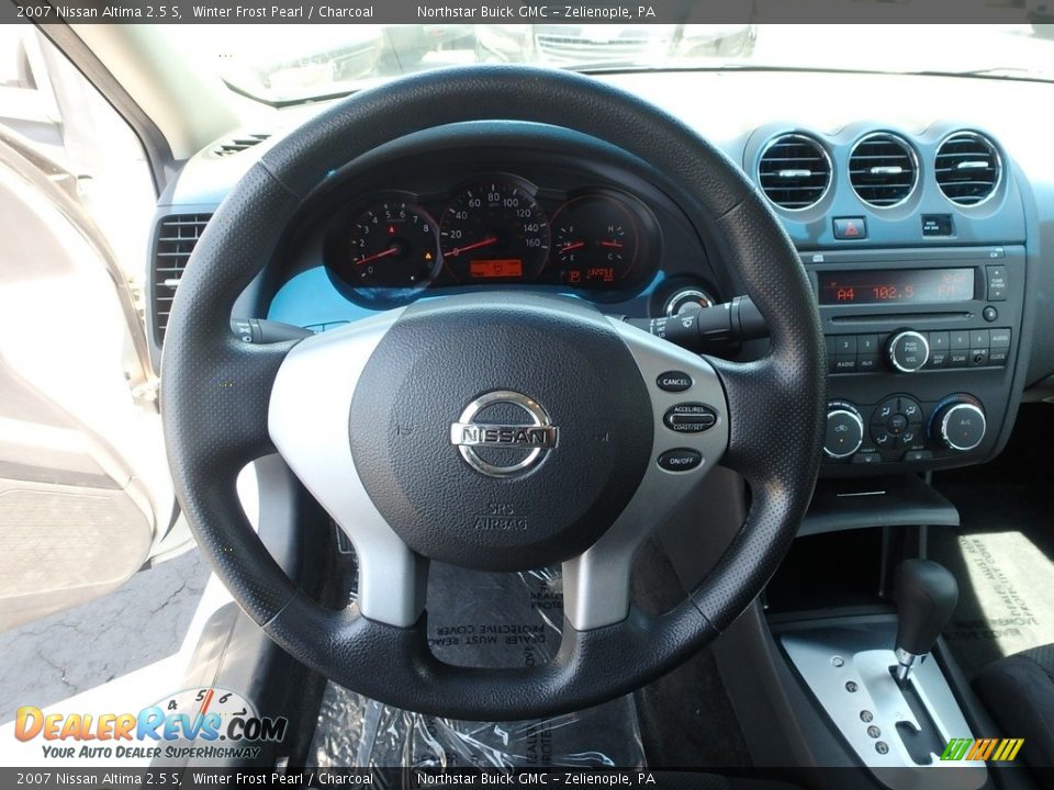 2007 Nissan Altima 2.5 S Winter Frost Pearl / Charcoal Photo #23