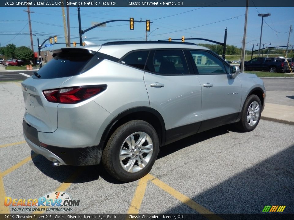 2019 Chevrolet Blazer 2.5L Cloth Silver Ice Metallic / Jet Black Photo #4