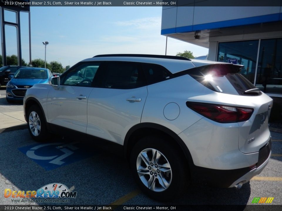 2019 Chevrolet Blazer 2.5L Cloth Silver Ice Metallic / Jet Black Photo #5