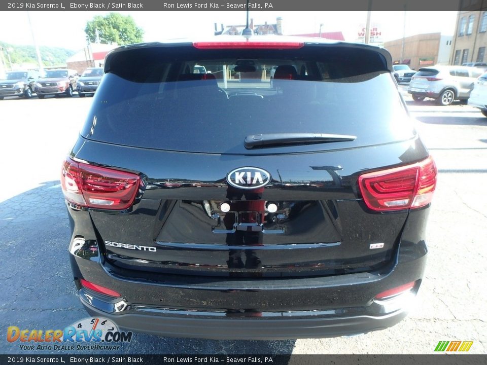 2019 Kia Sorento L Ebony Black / Satin Black Photo #3