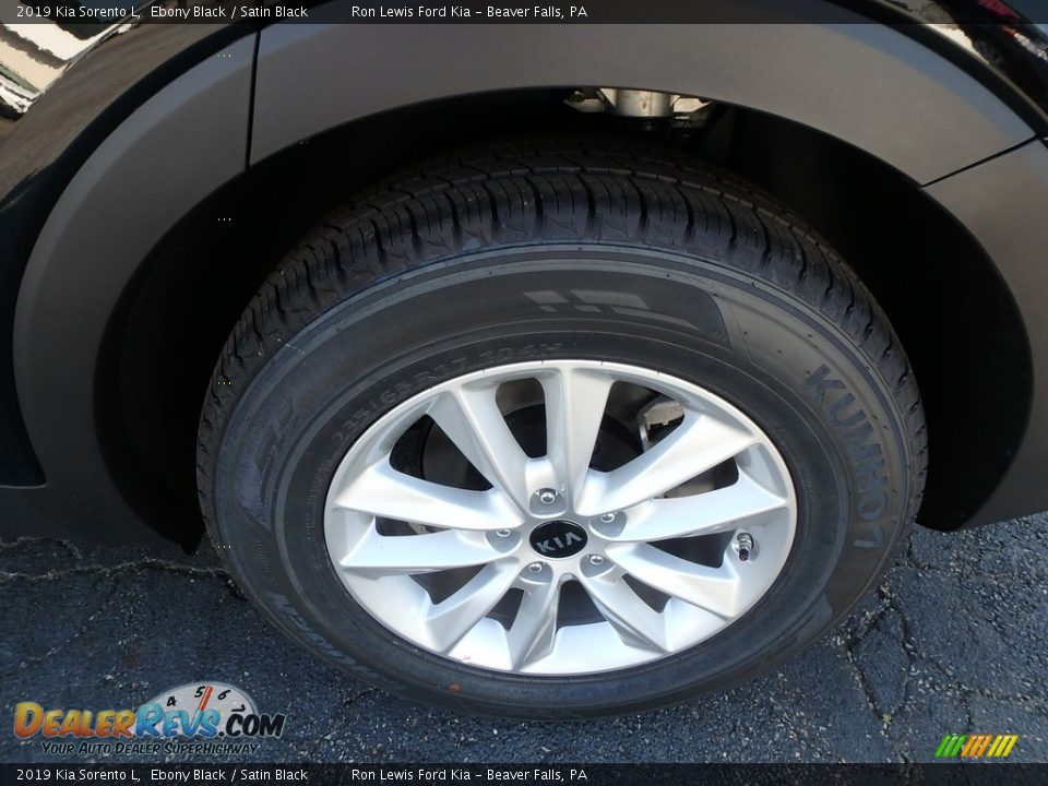 2019 Kia Sorento L Ebony Black / Satin Black Photo #10