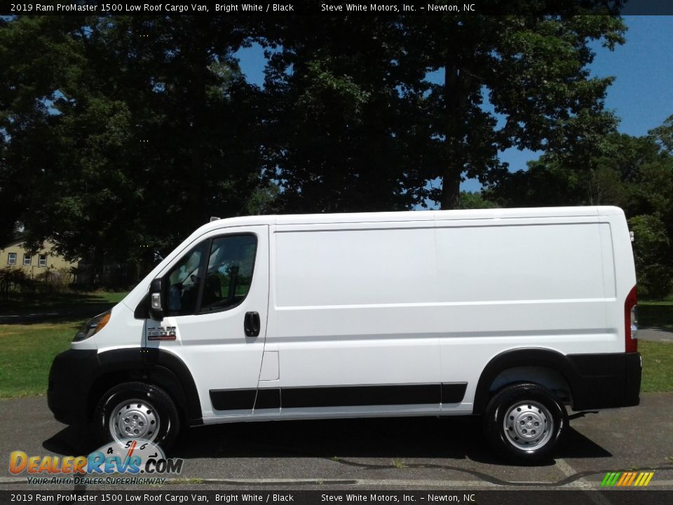 2019 Ram ProMaster 1500 Low Roof Cargo Van Bright White / Black Photo #1