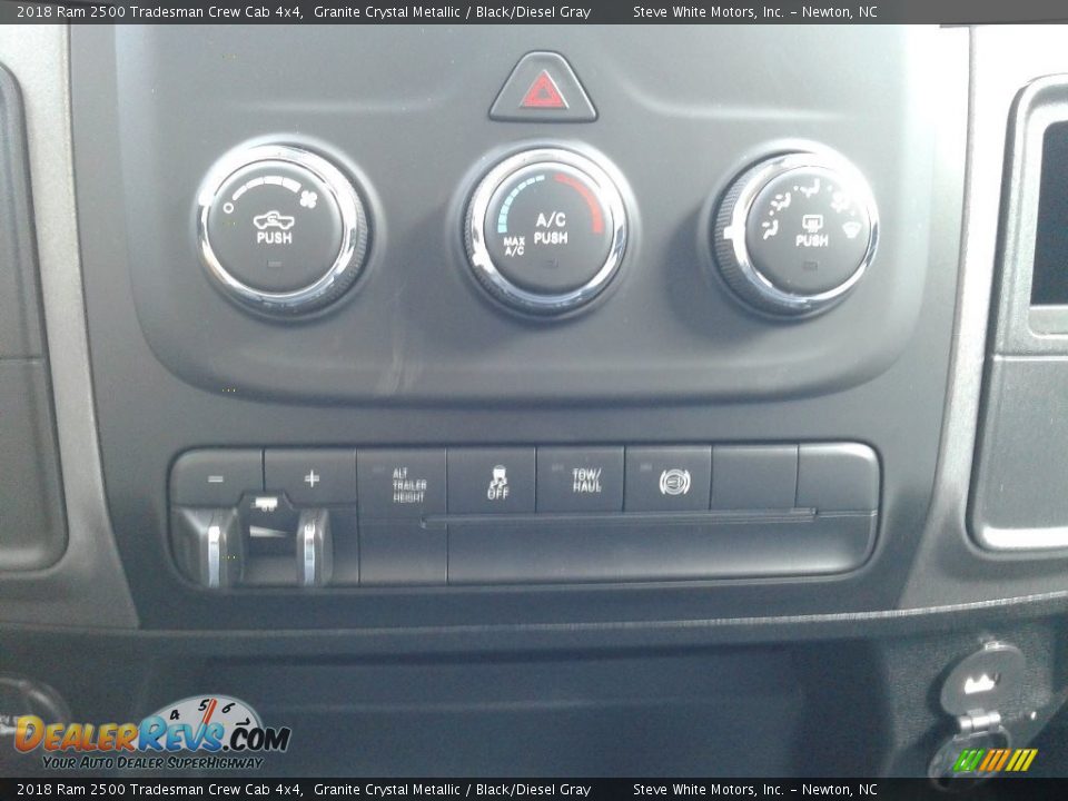 2018 Ram 2500 Tradesman Crew Cab 4x4 Granite Crystal Metallic / Black/Diesel Gray Photo #20