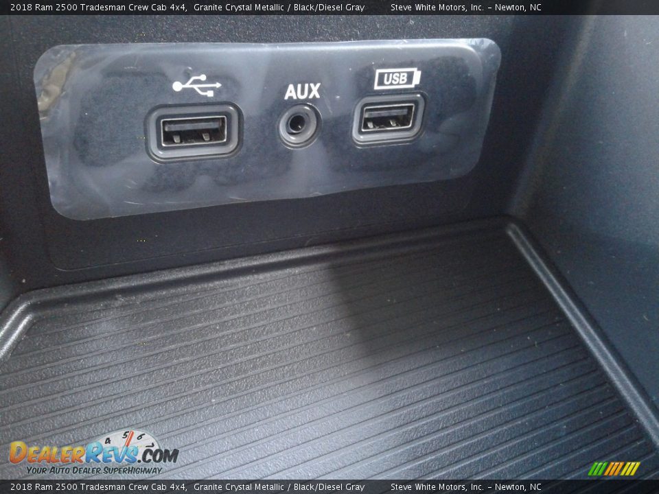 2018 Ram 2500 Tradesman Crew Cab 4x4 Granite Crystal Metallic / Black/Diesel Gray Photo #22
