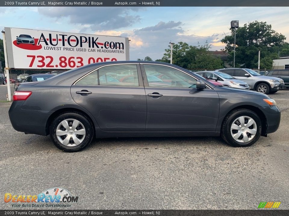 2009 Toyota Camry LE Magnetic Gray Metallic / Bisque Photo #6