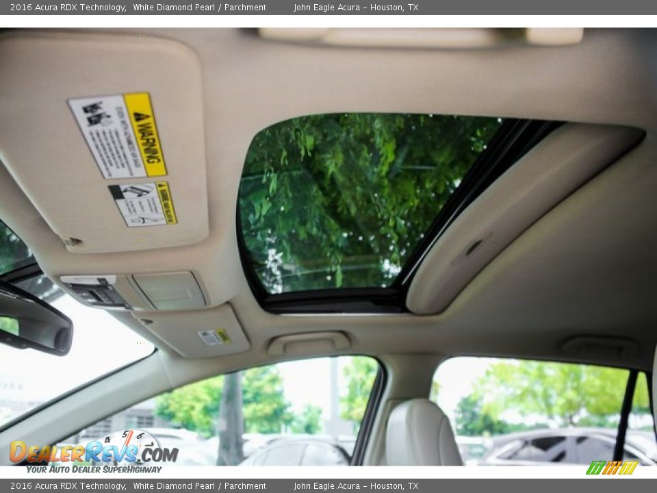 2016 Acura RDX Technology White Diamond Pearl / Parchment Photo #17