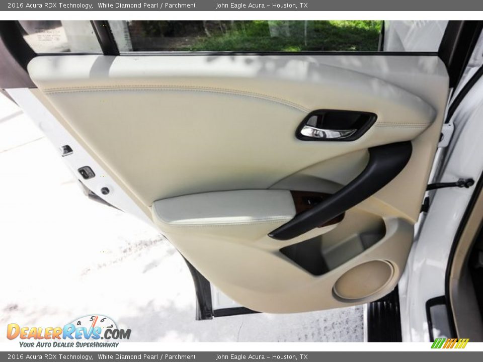 2016 Acura RDX Technology White Diamond Pearl / Parchment Photo #20