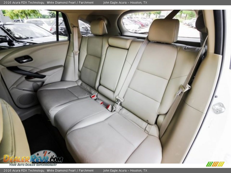 2016 Acura RDX Technology White Diamond Pearl / Parchment Photo #21