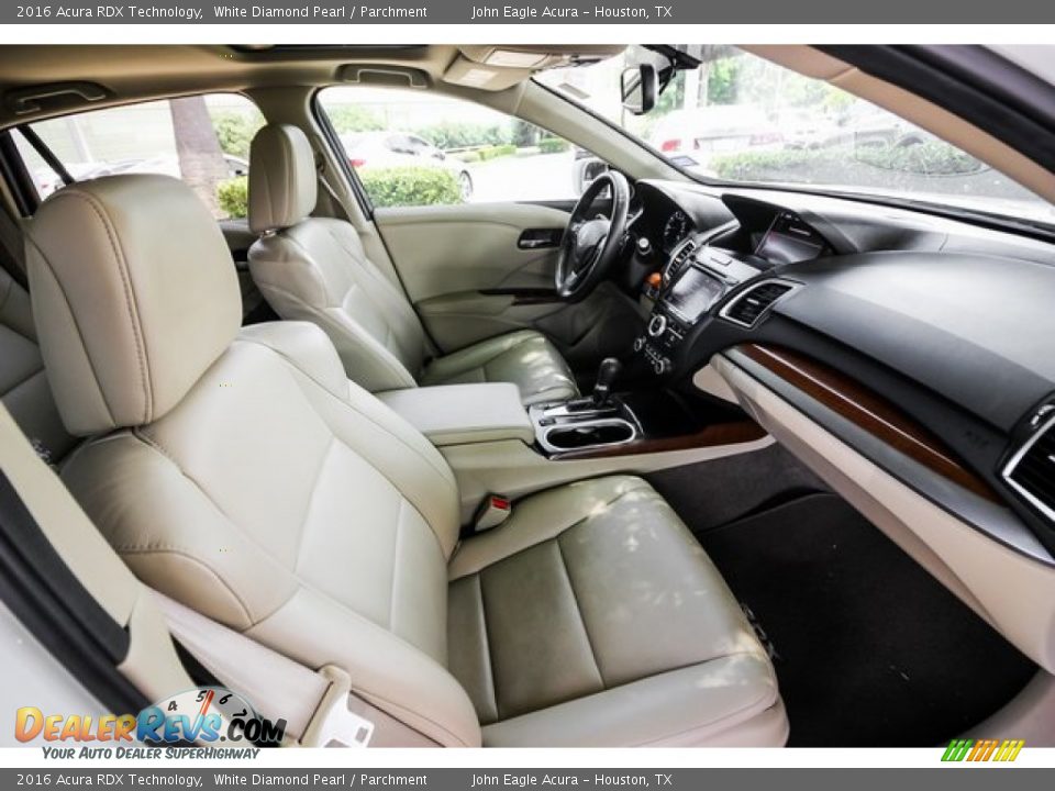 2016 Acura RDX Technology White Diamond Pearl / Parchment Photo #26