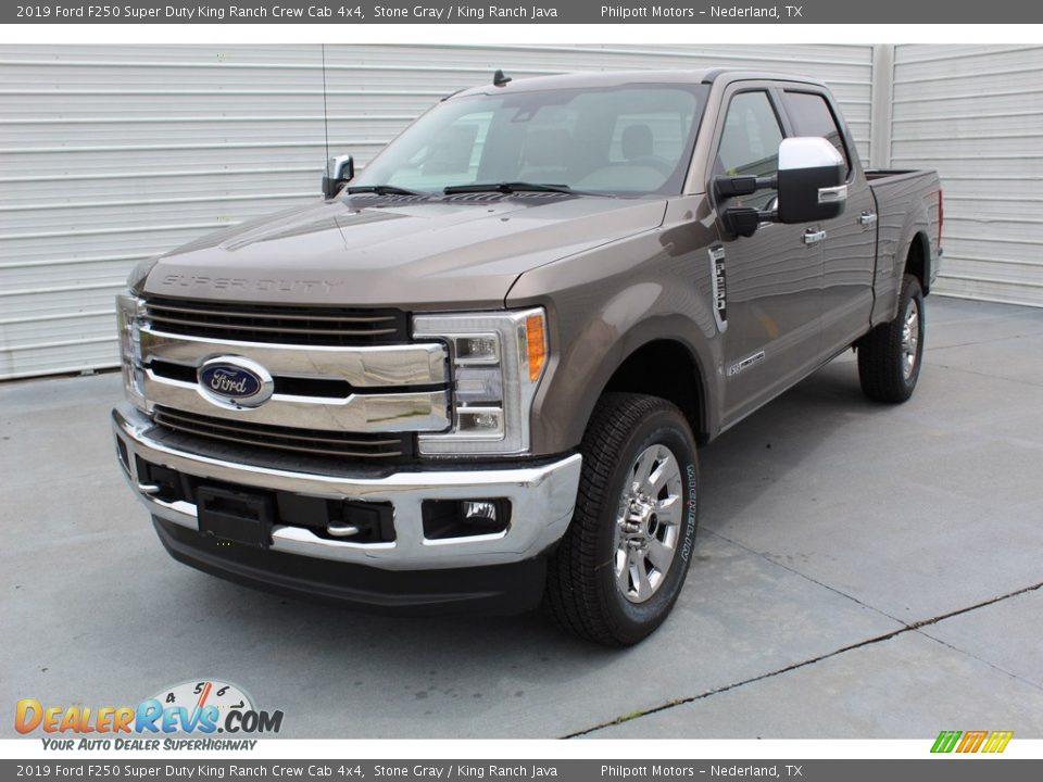 Front 3/4 View of 2019 Ford F250 Super Duty King Ranch Crew Cab 4x4 Photo #4