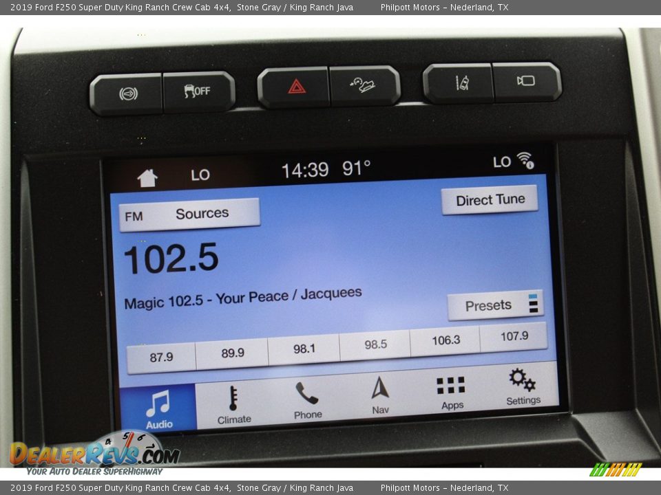 Controls of 2019 Ford F250 Super Duty King Ranch Crew Cab 4x4 Photo #16