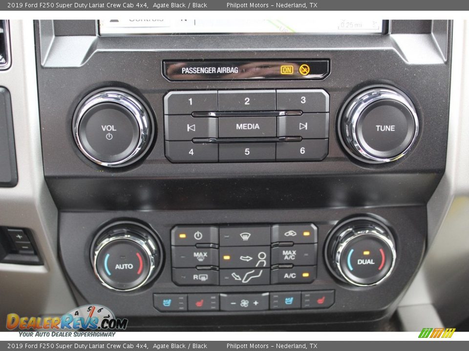 2019 Ford F250 Super Duty Lariat Crew Cab 4x4 Agate Black / Black Photo #17