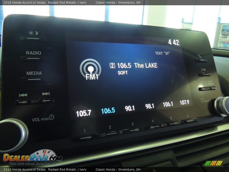 2019 Honda Accord LX Sedan Radiant Red Metallic / Ivory Photo #16