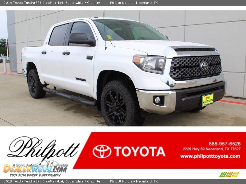 2019 Toyota Tundra SR5 CrewMax 4x4 Super White / Graphite Photo #1
