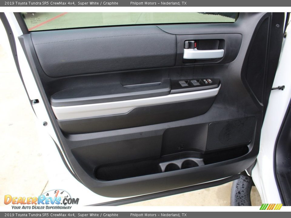 2019 Toyota Tundra SR5 CrewMax 4x4 Super White / Graphite Photo #8