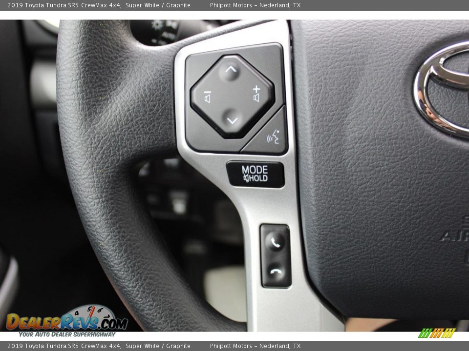 2019 Toyota Tundra SR5 CrewMax 4x4 Super White / Graphite Photo #10
