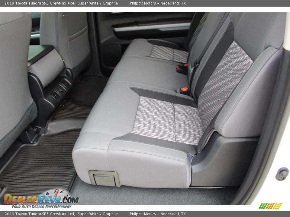 2019 Toyota Tundra SR5 CrewMax 4x4 Super White / Graphite Photo #18