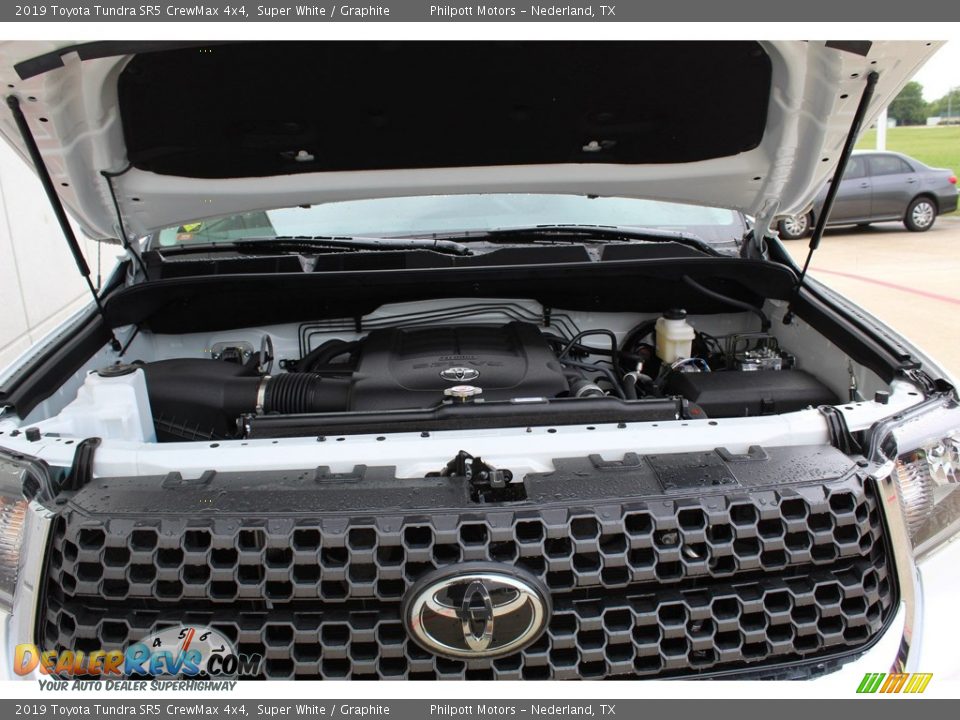 2019 Toyota Tundra SR5 CrewMax 4x4 Super White / Graphite Photo #22