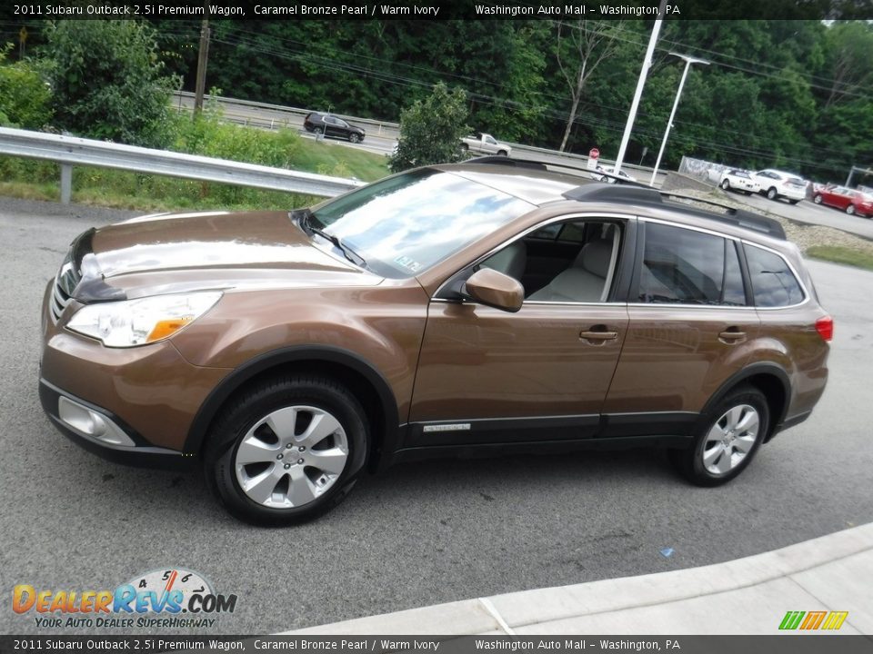 2011 Subaru Outback 2.5i Premium Wagon Caramel Bronze Pearl / Warm Ivory Photo #6