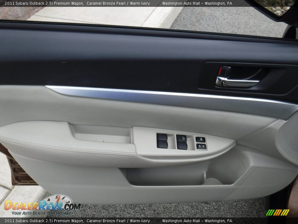 2011 Subaru Outback 2.5i Premium Wagon Caramel Bronze Pearl / Warm Ivory Photo #15