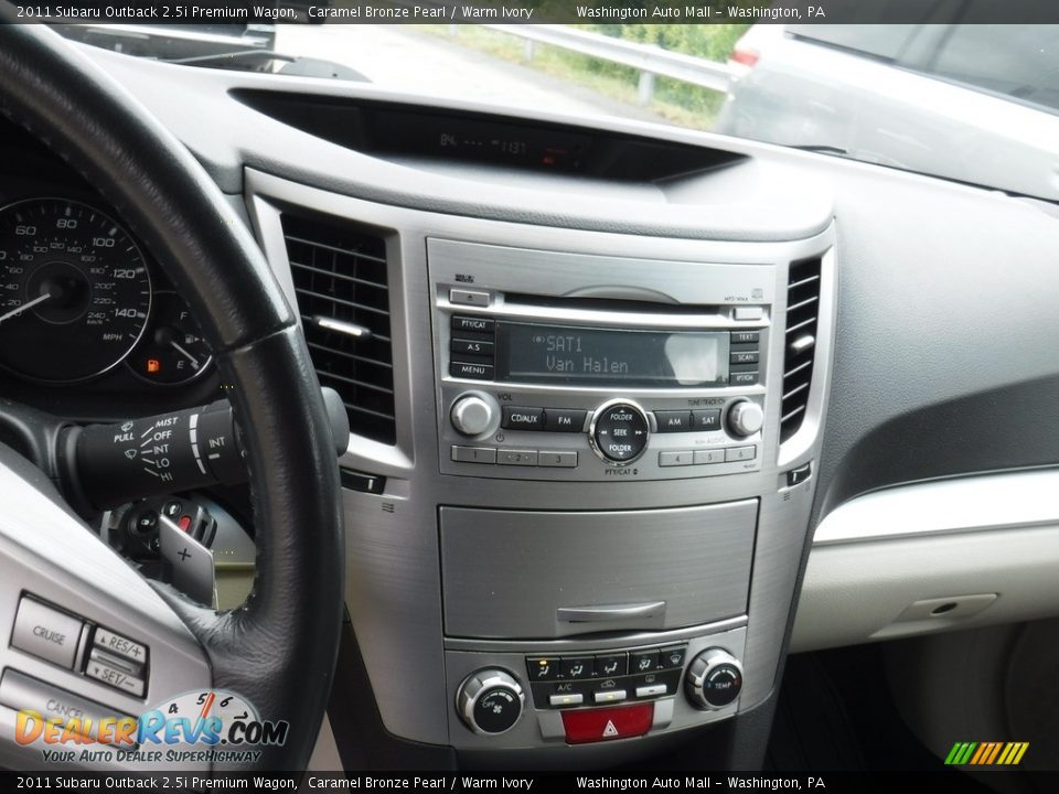 2011 Subaru Outback 2.5i Premium Wagon Caramel Bronze Pearl / Warm Ivory Photo #17