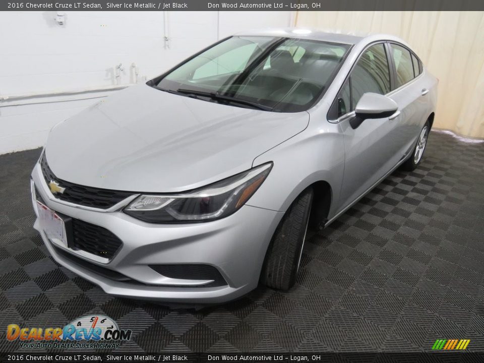 2016 Chevrolet Cruze LT Sedan Silver Ice Metallic / Jet Black Photo #8