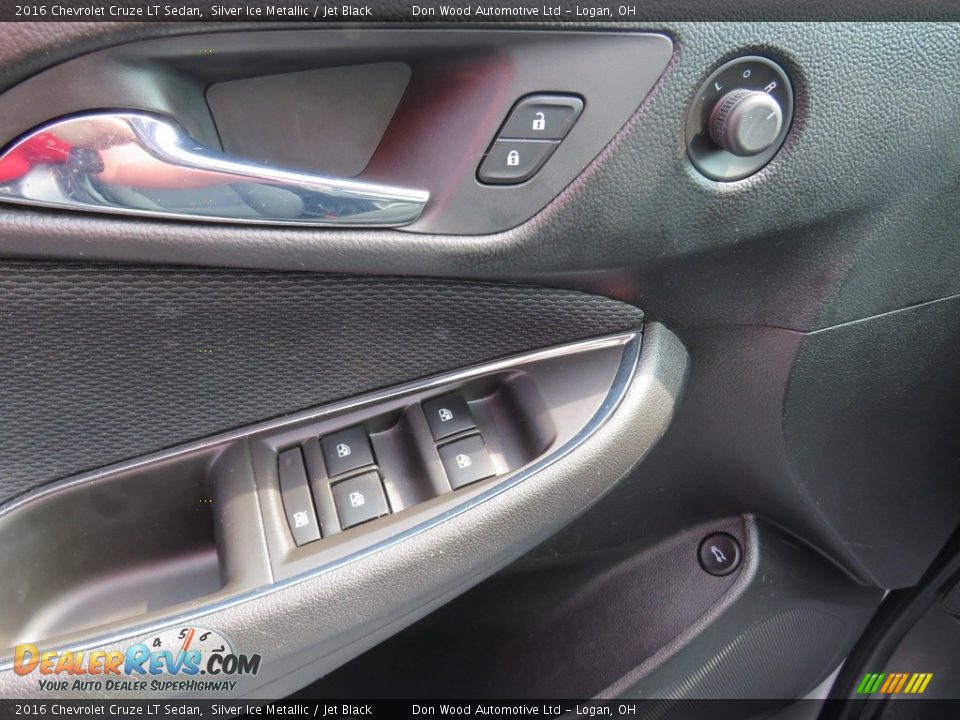 2016 Chevrolet Cruze LT Sedan Silver Ice Metallic / Jet Black Photo #17