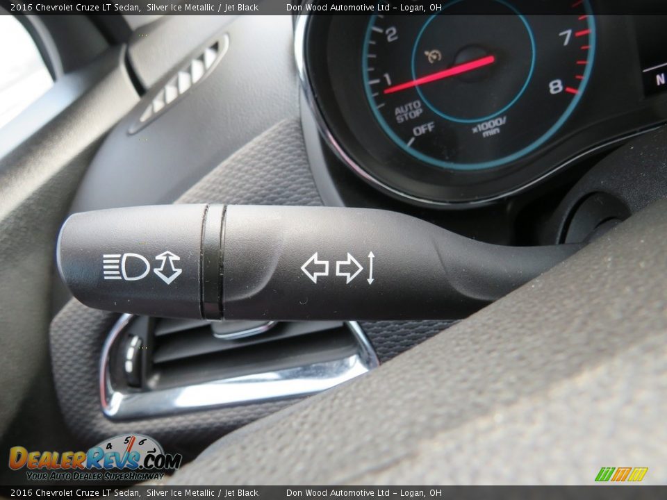 2016 Chevrolet Cruze LT Sedan Silver Ice Metallic / Jet Black Photo #21