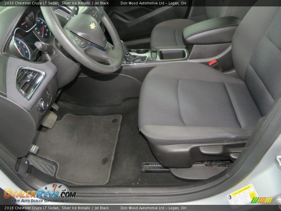 2016 Chevrolet Cruze LT Sedan Silver Ice Metallic / Jet Black Photo #29