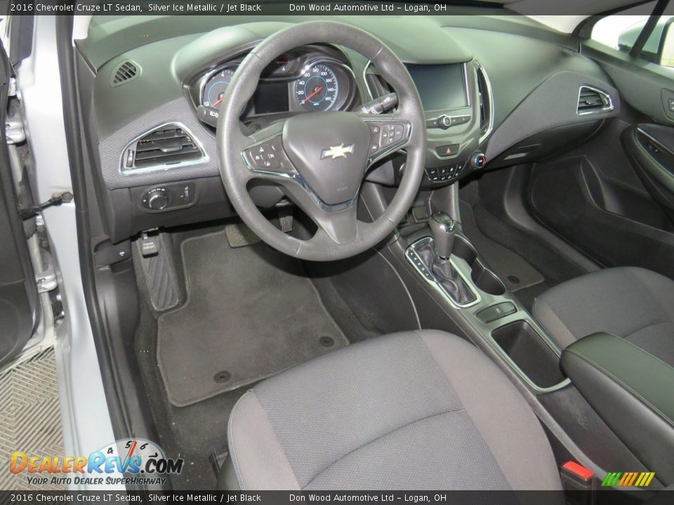 2016 Chevrolet Cruze LT Sedan Silver Ice Metallic / Jet Black Photo #30