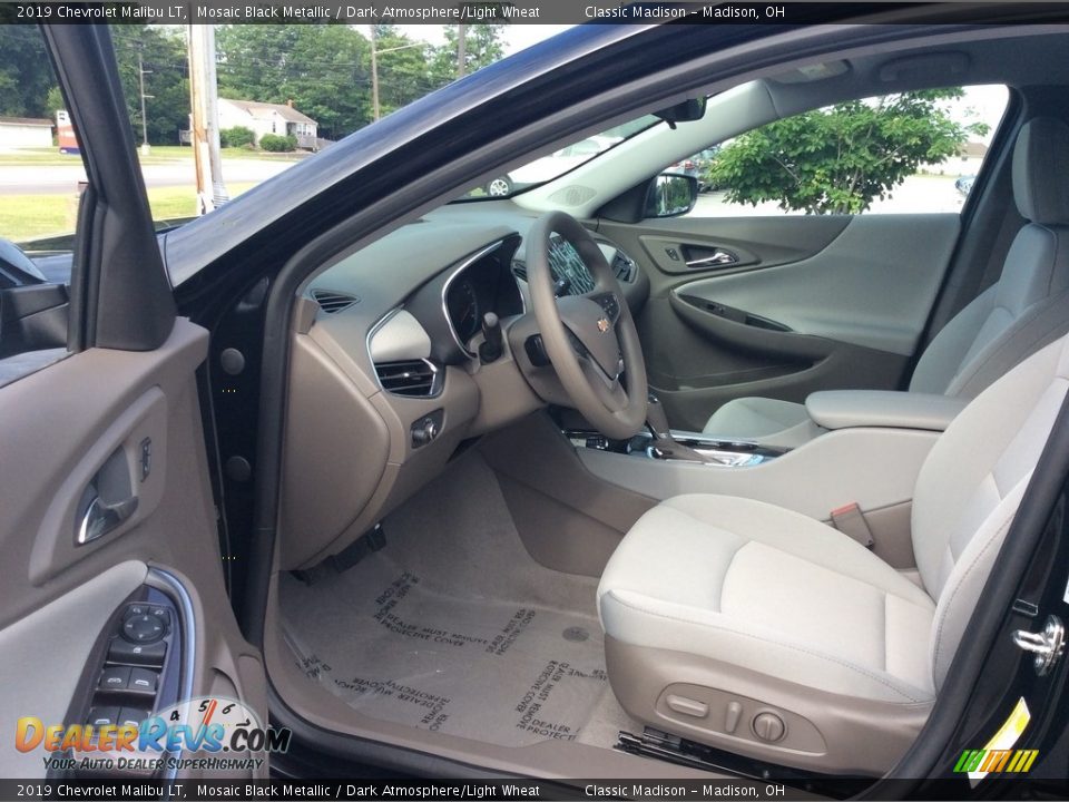 2019 Chevrolet Malibu LT Mosaic Black Metallic / Dark Atmosphere/Light Wheat Photo #9