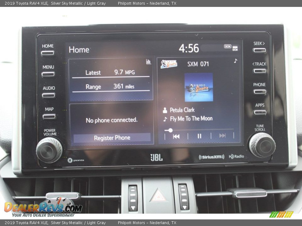 2019 Toyota RAV4 XLE Silver Sky Metallic / Light Gray Photo #15