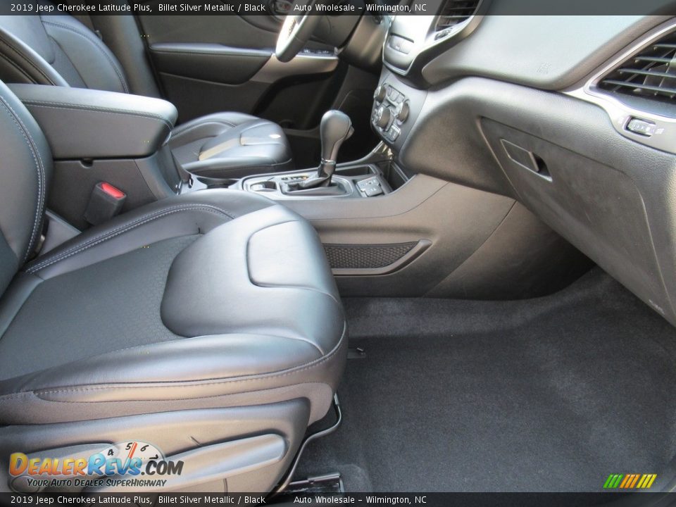 2019 Jeep Cherokee Latitude Plus Billet Silver Metallic / Black Photo #12
