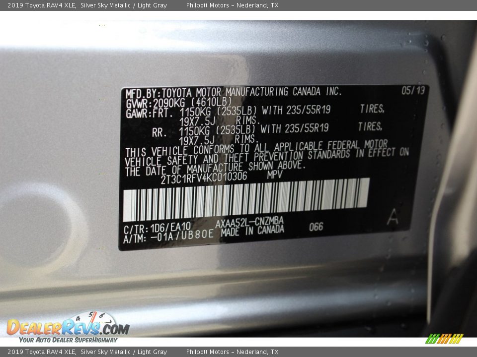 2019 Toyota RAV4 XLE Silver Sky Metallic / Light Gray Photo #27