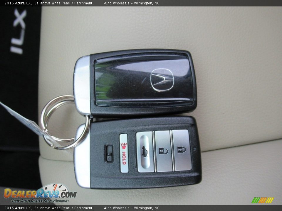 2016 Acura ILX Bellanova White Pearl / Parchment Photo #20